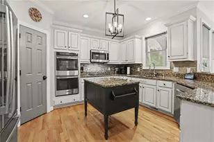 4041 Hickory Fairway Dr, Woodstock, GA 30188 - Photo 13