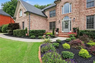 4041 Hickory Fairway Dr, Woodstock, GA 30188 - Photo 3