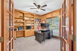 616 Coopers Pond Dr, Lawrenceville, GA 30044 - Photo 11
