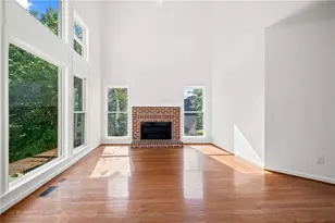 1001 Woodward Park Dr, Suwanee, GA 30024 - Photo 17