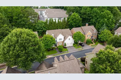 320 Valley Brook Way NE, Atlanta, GA 30342 - Photo 35