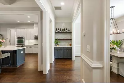 320 Valley Brook Way NE, Atlanta, GA 30342 - Photo 9