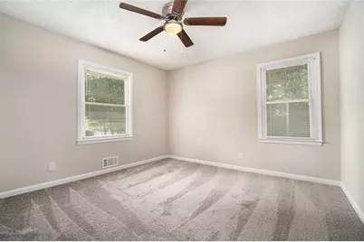 114 Howell Drive SW, Atlanta, GA 30331 - Photo 9