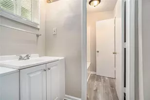 114 Howell Dr SW, Atlanta, GA 30331 - Photo 11
