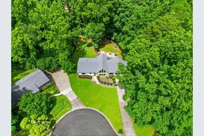 3043 S Meadow Court, Marietta, GA 30062 - Photo 47