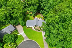 3043 S Meadow Ct, Marietta, GA 30062 - Photo 47