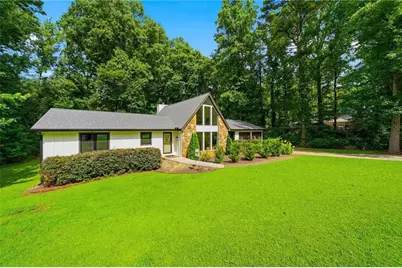 3043 S Meadow Court, Marietta, GA 30062 - Photo 3