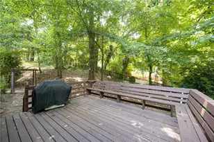 422 Woodstone W Dr, Marietta, GA 30068 - Photo 35