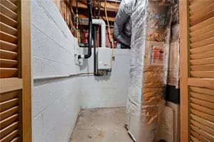 422 Woodstone W Dr, Marietta, GA 30068 - Photo 33