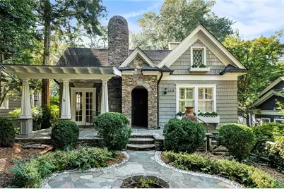 2378 Glenwood Drive NE, Atlanta, GA 30305 - Photo 23