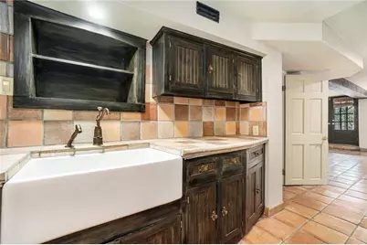 2378 Glenwood Drive NE, Atlanta, GA 30305 - Photo 19