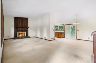 3260 Creek Hollow Dr, Marietta, GA 30062 - Photo 3