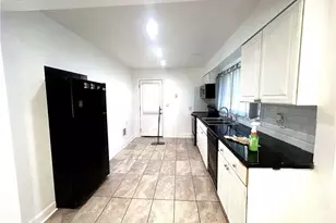 1792 Austin Dr, Decatur, GA 30032 - Photo 3