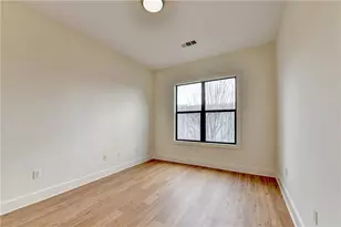 799 Hammond Dr, Atlanta, GA 30328 - Photo 29