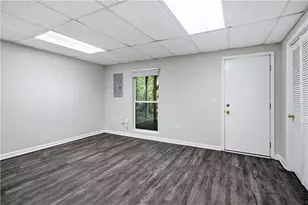 1805 Queen Anne Ct, Atlanta, GA 30350 - Photo 21