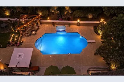 135 Lameloise Lane, Atlanta, GA 30327 - Photo 5