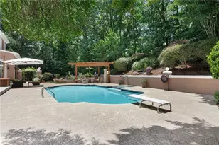 135 Lameloise Ln, Atlanta, GA 30327 - Photo 49