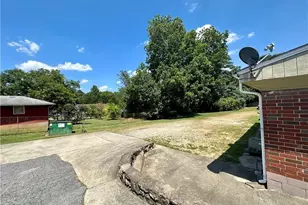 718 Hill St, Forest Park, GA 30297 - Photo 5