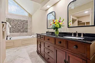 2571 Meadowglen Trail, Snellville, GA 30078 - Photo 15
