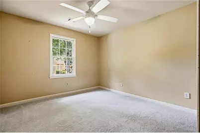 2571 Meadowglen Trail, Snellville, GA 30078 - Photo 19