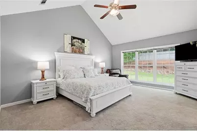 4389 Chatham View Drive, Buford, GA 30518 - Photo 13