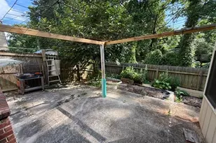 2570 Trelipe Dr, Lawrenceville, GA 30044 - Photo 23