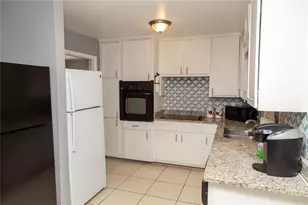 1681 Atherton Cir, Decatur, GA 30035 - Photo 3