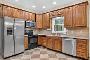708 Robert Way, Powder Springs, GA 30127 - Photo 17
