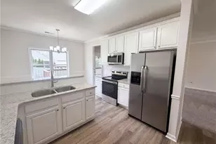 3322 Henderson View Ct, Loganville, GA 30052 - Photo 7