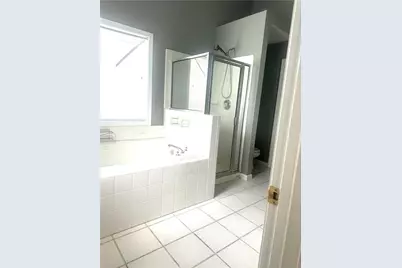 7566 Larchwood Lane, Riverdale, GA 30274 - Photo 5
