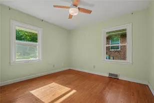 2841 Cloverhurst Dr, Atlanta, GA 30344 - Photo 13