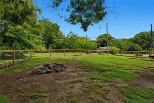 2760 New MacLand Rd, Powder Springs, GA 30127 - Photo 11
