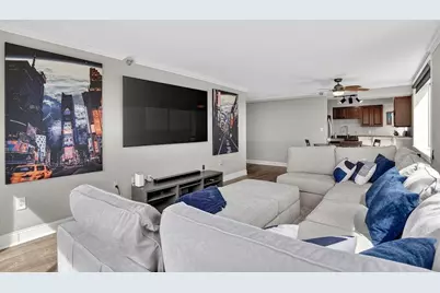 2479 Peachtree Road NE #1517, Atlanta, GA 30305 - Photo 11