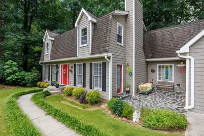 4002 Edgewood Court, Marietta, GA 30068 - Photo 3