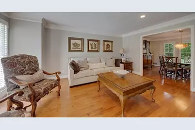 4002 Edgewood Court, Marietta, GA 30068 - Photo 9