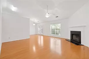 1755 Charleston Oak Cir, Lawrenceville, GA 30043 - Photo 3