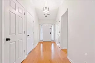 1755 Charleston Oak Cir, Lawrenceville, GA 30043 - Photo 7