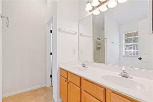1755 Charleston Oak Cir, Lawrenceville, GA 30043 - Photo 15