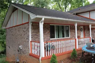 4194 Indian Manor Dr, Stone Mountain, GA 30083 - Photo 9