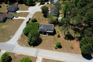 605 Dakota St, Bethlehem, GA 30620 - Photo 3
