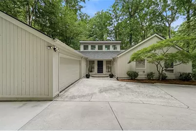4411 Kings Way NE, Marietta, GA 30067 - Photo 1