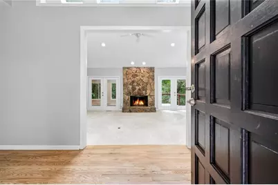 4411 Kings Way NE, Marietta, GA 30067 - Photo 3
