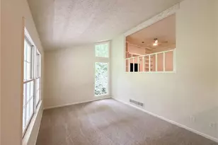 6486 Lynn Dale Ln, Morrow, GA 30260 - Photo 9