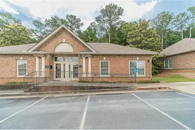 155 Bankers Boulevard #E200, Monroe, GA 30655 - Photo 1