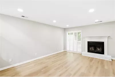 301 Bridge Lane SE #301, Smyrna, GA 30082 - Photo 11
