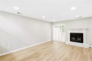 301 Bridge Ln SE, Smyrna, GA 30082 - Photo 11