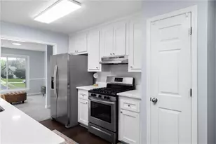 106 Hearthstone Dr, Woodstock, GA 30189 - Photo 9