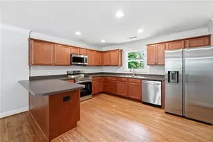 2269 Lakewood Dr NW, Kennesaw, GA 30152 - Photo 9