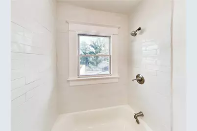 12 S Eugenia Place NW, Atlanta, GA 30318 - Photo 11