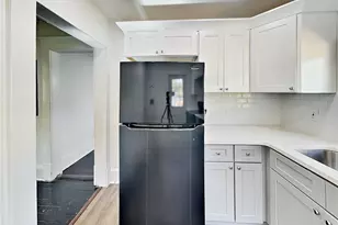 12 S Eugenia Pl NW, Atlanta, GA 30318 - Photo 5
